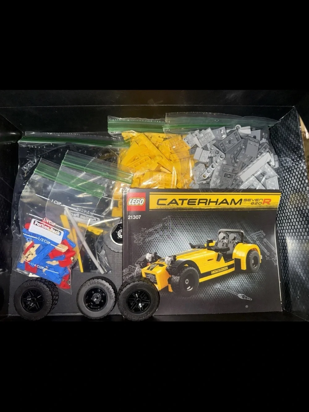 LEGO Ideas: Caterham Seven 620R (21307) - Complete w/ Box & Instructions - Picture 5 of 5